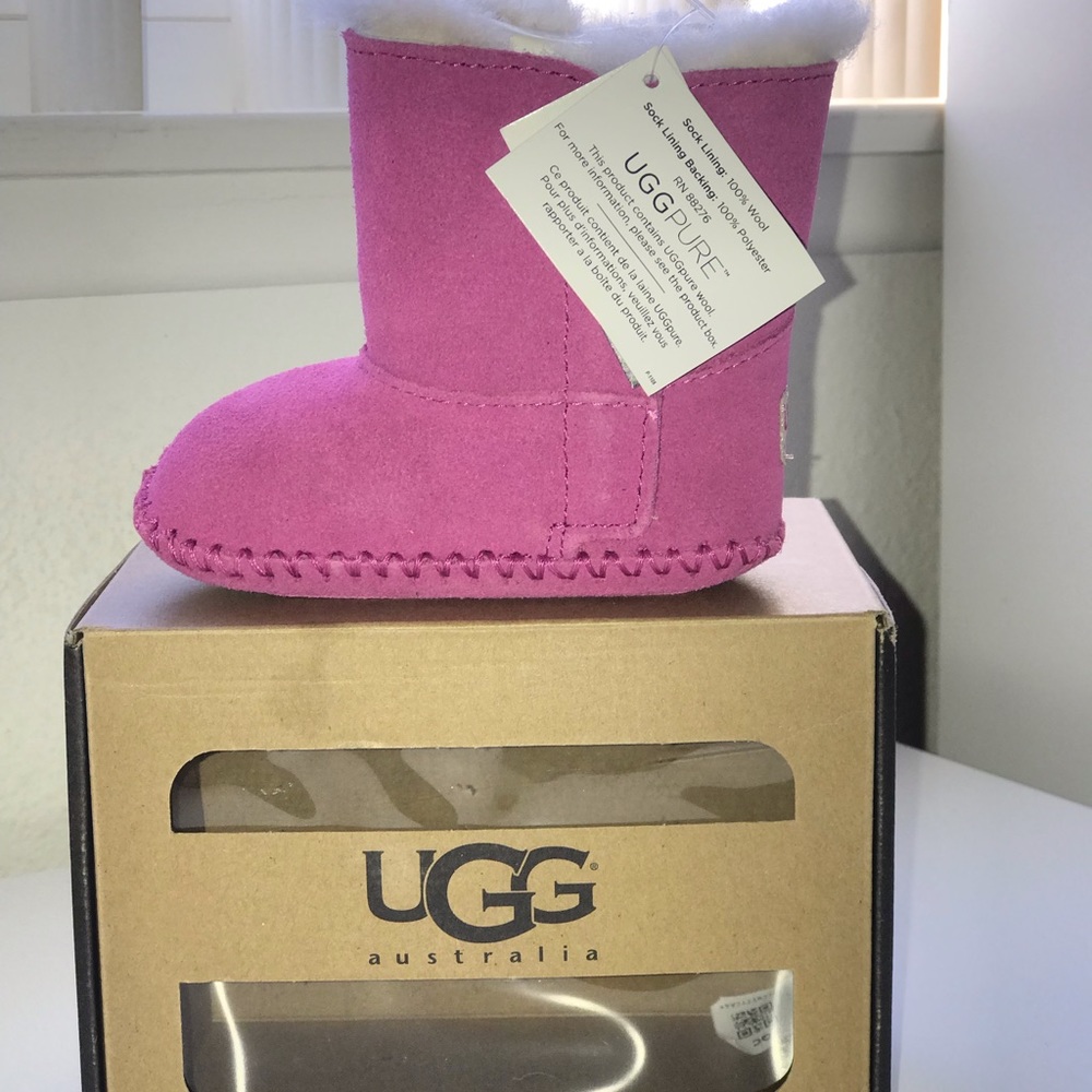 Baby UGGs authentic Pink, size 2/3 (6-12 months)